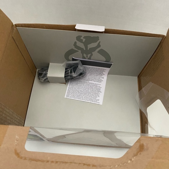 New Baby Yoda Desktop Light Lamp
The Child Mandalorian Grogu - Picture 12 of 13